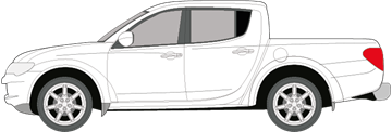 Afbeelding van Zijruit links Mitsubishi L200 4 deurs pick-up (DONKERE RUIT)